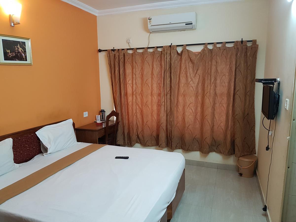 Hotel The Samrat Thiruvananthapuram Extérieur photo