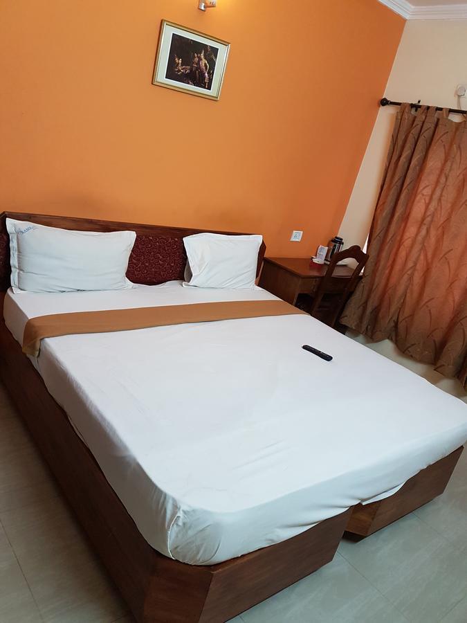 Hotel The Samrat Thiruvananthapuram Extérieur photo