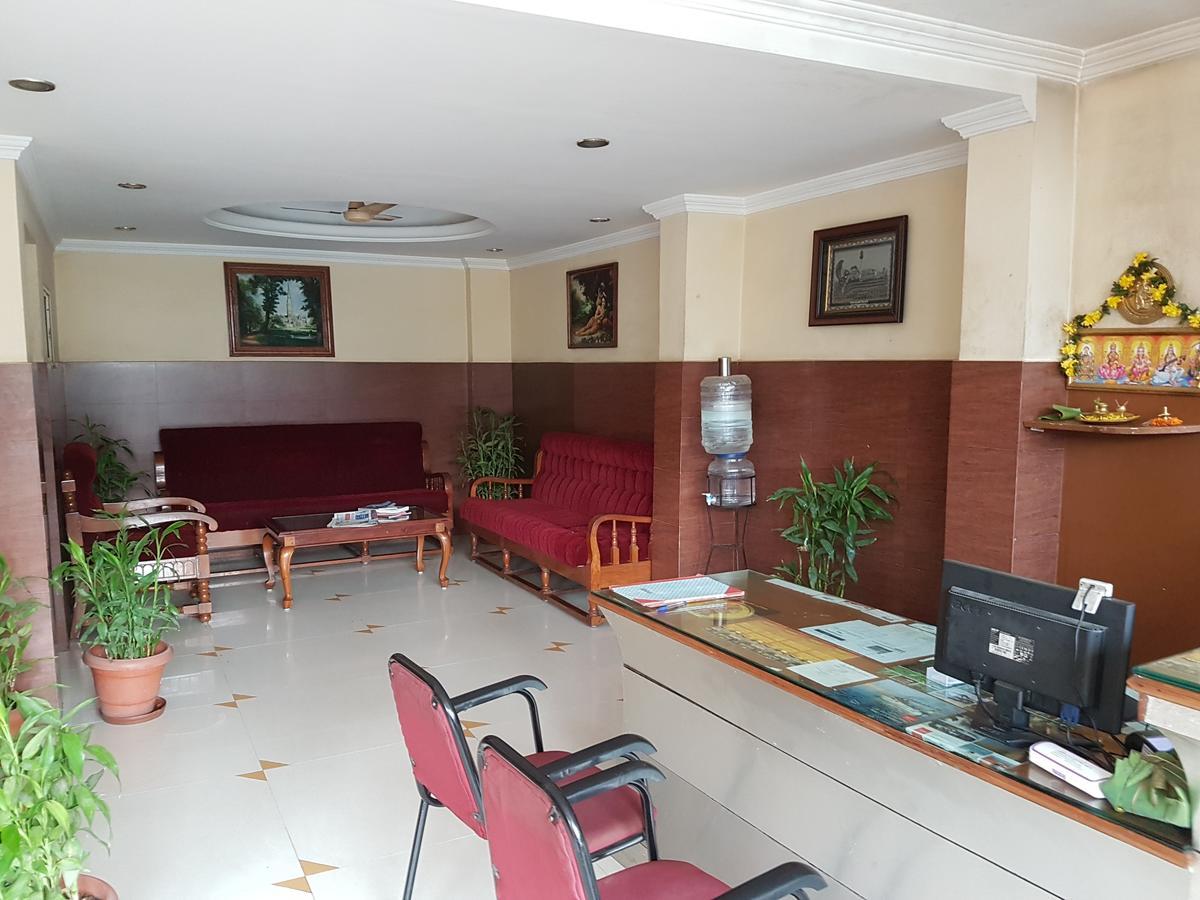 Hotel The Samrat Thiruvananthapuram Extérieur photo